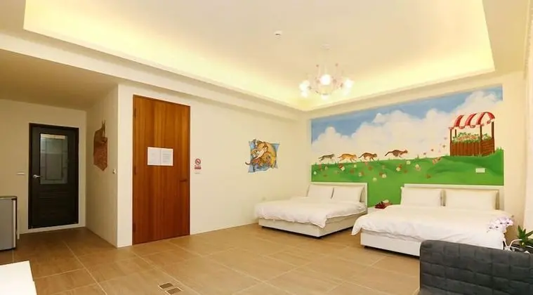 Standard Dört Kişilik Oda (City View)