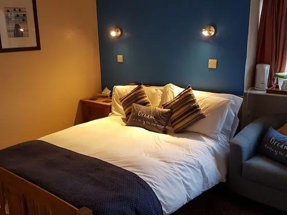 Standard Tek Büyük Yataklı Oda (Second Floor)