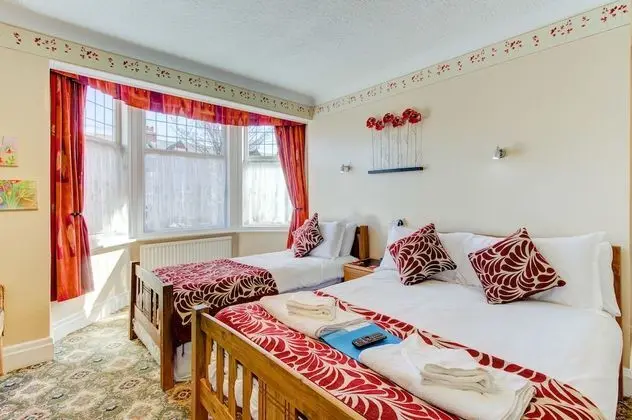 Tek Büyük Yataklı Oda (First Floor)