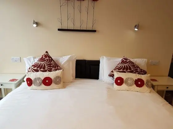 Tek Büyük Yataklı Oda (First Floor)