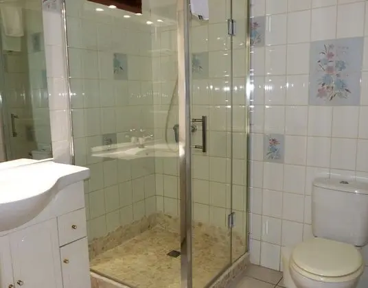 Stüdyo, Teras, Bahçe Manzaralı