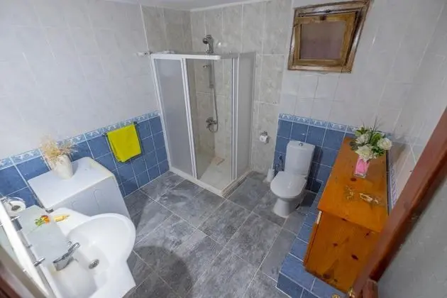 Villa,dağ Manzaralı,giriş Katı