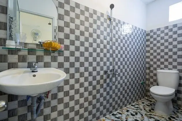 Economy Tek Büyük Yataklı Oda, 2 Büyük (Queen) Boy Yatak, Balkon, Bahçeli