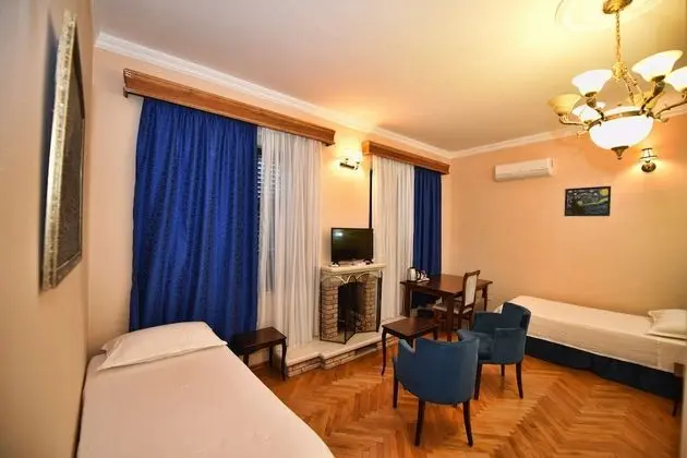 Superior Family Room