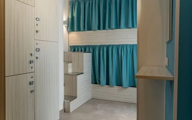 Signature Ortak Ranzalı Oda, 1 Tek Kişilik Yatak, Avlu Manzaralı