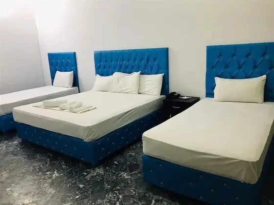 Deluxe Dört Kişilik Oda