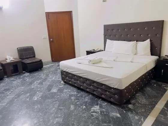 Deluxe Tek Büyük Yataklı Oda