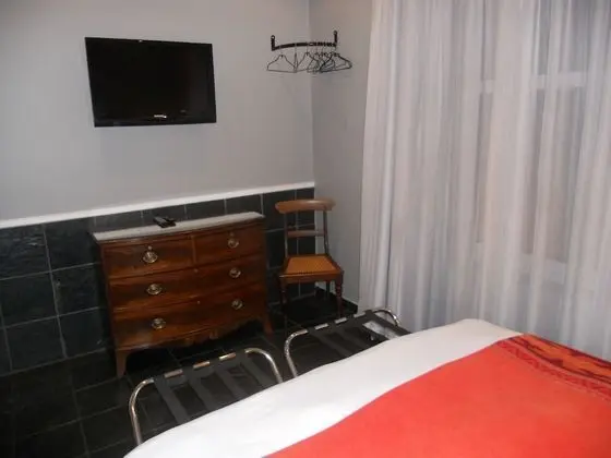 Basic Tek Büyük Yataklı Oda