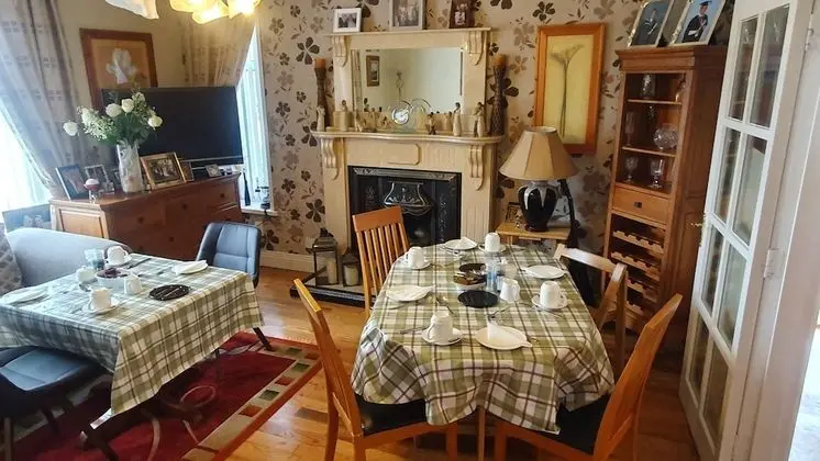 Tek Büyük Yataklı Oda (Small)
