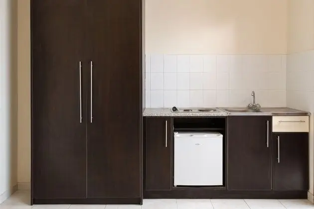 Standard Stüdyo, Havuz Manzaralı