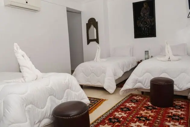 Basic Üç Kişilik Oda, 3 Tek Kişilik Yatak