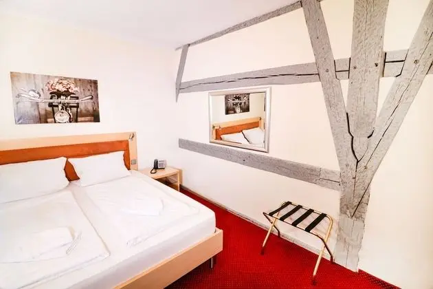 Comfort Tek Büyük Yataklı Oda