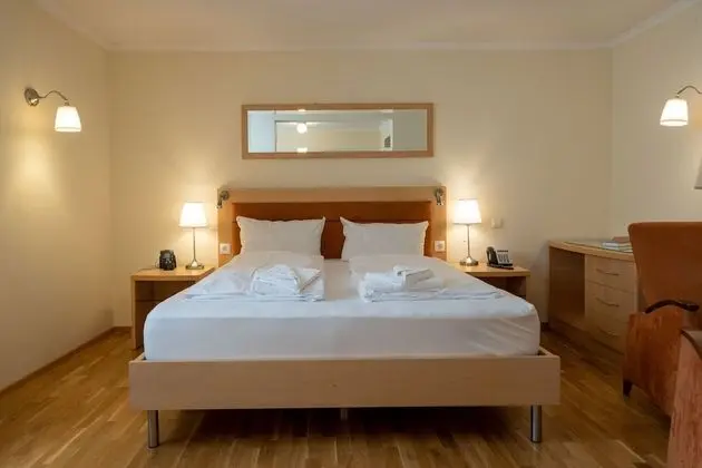 Deluxe Tek Büyük veya İki Ayrı Yataklı Oda
