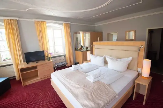 Deluxe Tek Büyük veya İki Ayrı Yataklı Oda