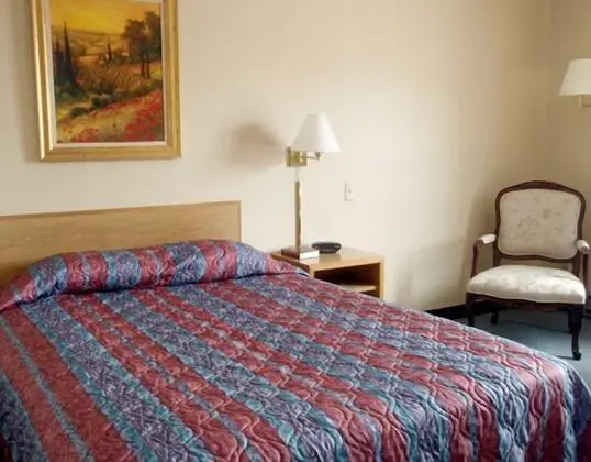 Oda, 1 Büyük (Queen) Boy Yatak