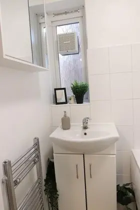 Classic Tek Kişilik Oda, Ortak Banyo (Room 2)