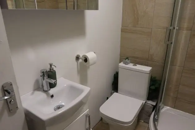 Elite Tek Büyük Yataklı Oda, Ortak Banyo (Room 3)