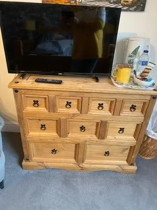 Tek Büyük Yataklı Oda, Ortak Banyo (2)