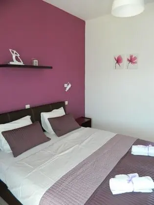 Tek Büyük veya İki Ayrı Yataklı Oda