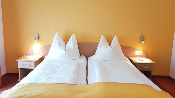 Tek Büyük Yataklı Oda, Balkon