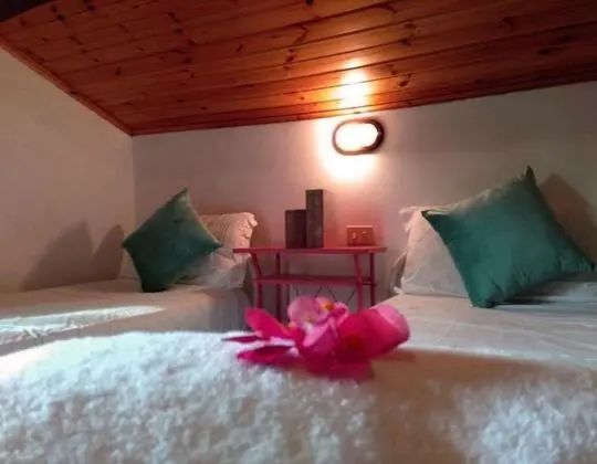 Family Apart Daire, Birden Çok Yatak, Bahçeli (Rosehip apt with shared pool)