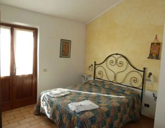 Family Apart Daire, Birden Çok Yatak, Bahçeli (Rosehip apt with shared pool)