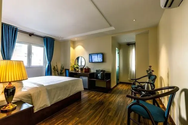 Luxury Tek Büyük Yataklı Oda, 1 Büyük (Queen) Boy Yatak, Şehir Manzaralı