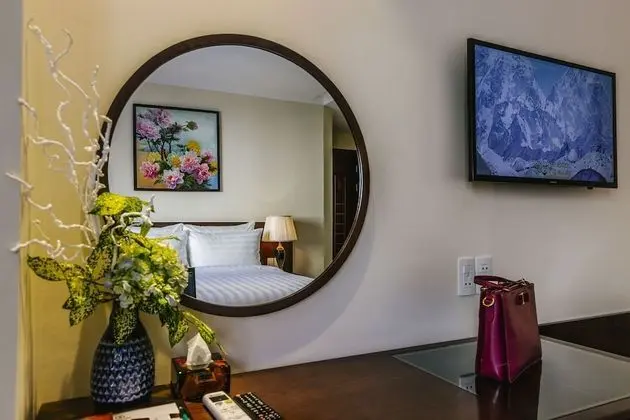Luxury Tek Büyük Yataklı Oda, 1 Büyük (Queen) Boy Yatak, Şehir Manzaralı