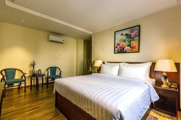 Luxury Tek Büyük Yataklı Oda, 1 Büyük (Queen) Boy Yatak, Şehir Manzaralı