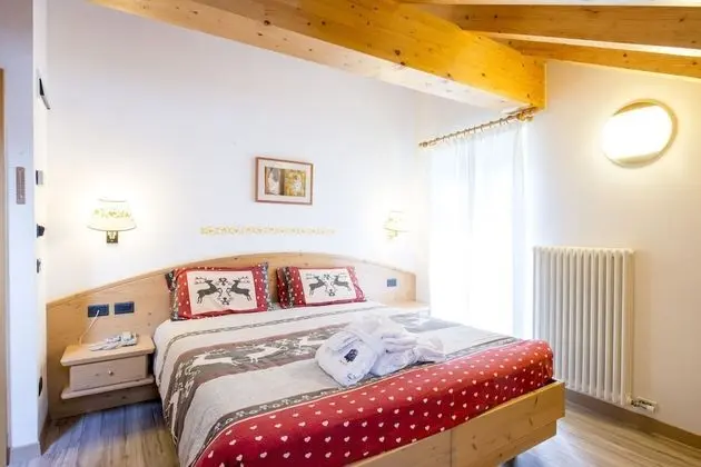 Panoramic Tek Büyük veya İki Ayrı Yataklı Oda