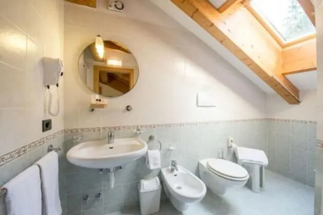 Panoramic Tek Büyük veya İki Ayrı Yataklı Oda