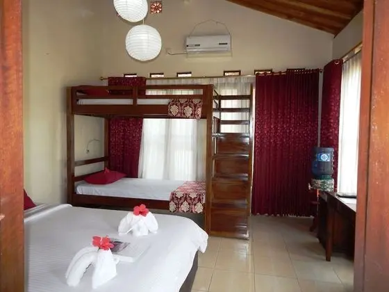 Comfort Dört Kişilik Oda, 1 Yatak Odası, Bahçe Manzaralı