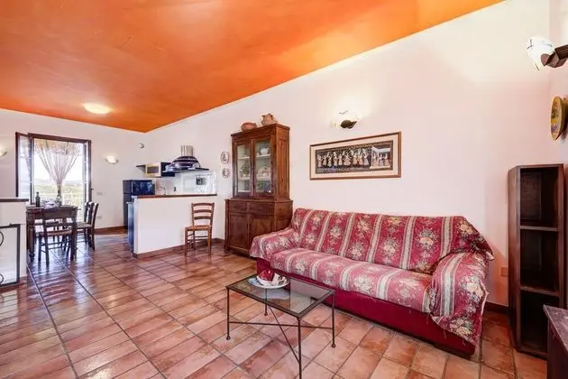 Family Apart Daire, Birden Çok Yatak, 2 Banyolu, Bahçeli (Rosemary apt with shared pool family)