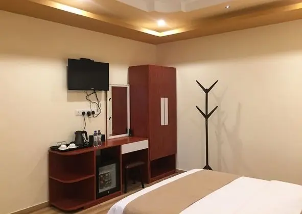 Deluxe Tek Büyük Yataklı Oda