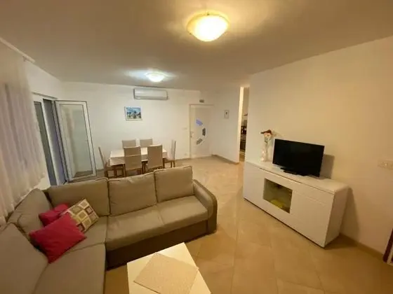 Apart Daire (Rosemary - gorgeous garden - A1(4+1))