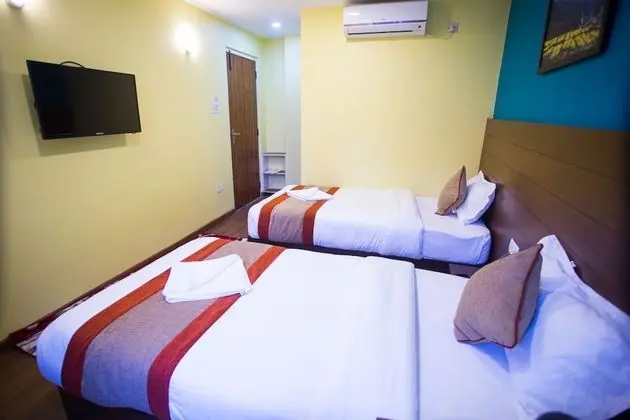 Deluxe Üç Kişilik Oda