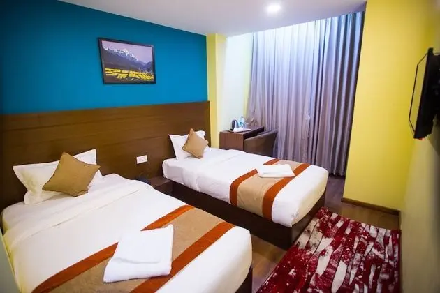 Deluxe Üç Kişilik Oda