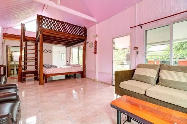 1 Bedroom Country House