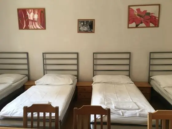 Dörtlü With Shared Bathroom