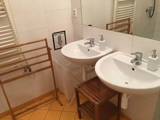 Dörtlü With Shared Bathroom