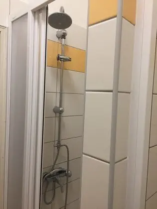 Dörtlü With Shared Bathroom