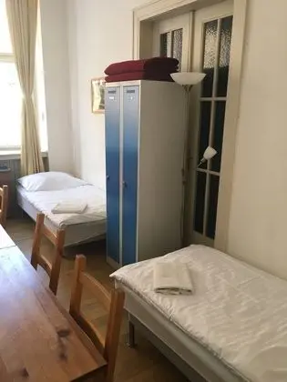 Oda Capacity 5 With Shared Bathroom