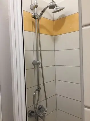 Oda Capacity 5 With Shared Bathroom