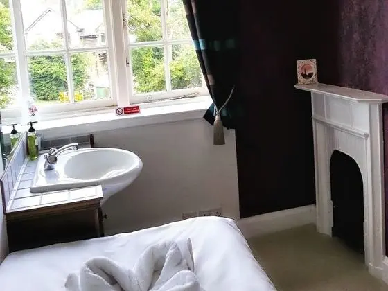 Tek Kişilik Oda, Ortak Banyo (ROOM 5)