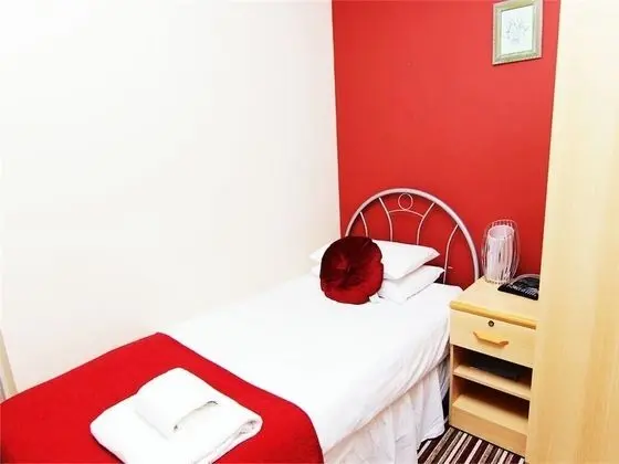 Tek Kişilik Oda, Banyolu/Duşlu