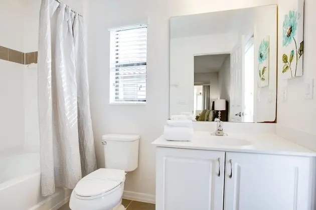 Villa (2569ROSEMONT)