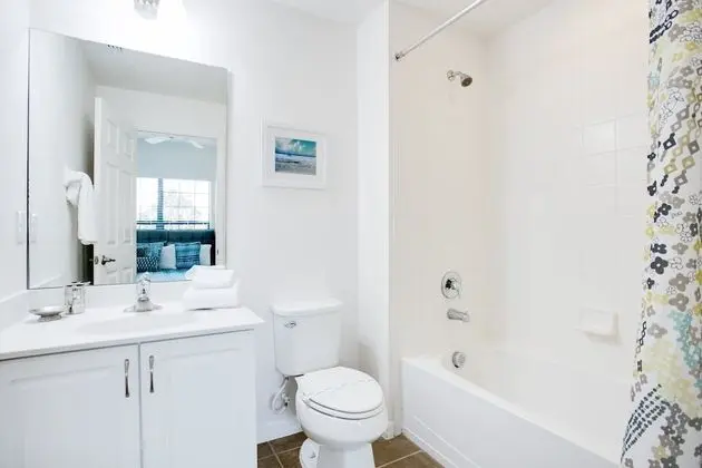 Villa (2569ROSEMONT)