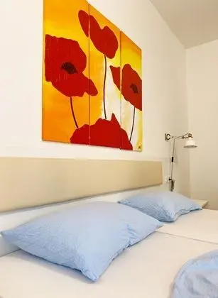 Standard Oda, 2 Tek Kişilik Yatak, Sigara İçilmez, Ortak Banyo