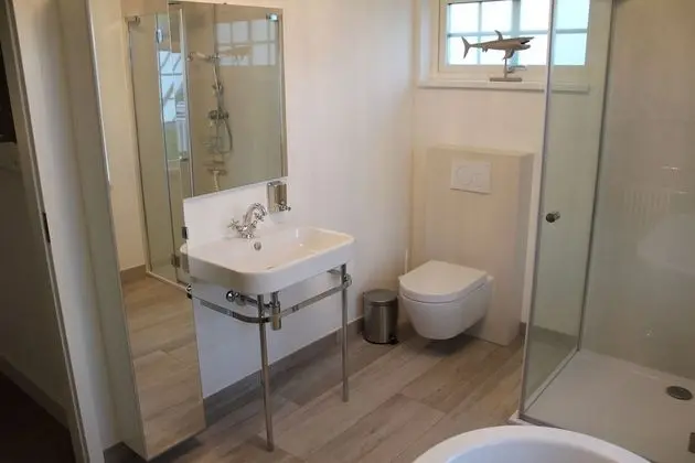 Tek Büyük Yataklı Oda, Özel Banyo (Junior Suite )
