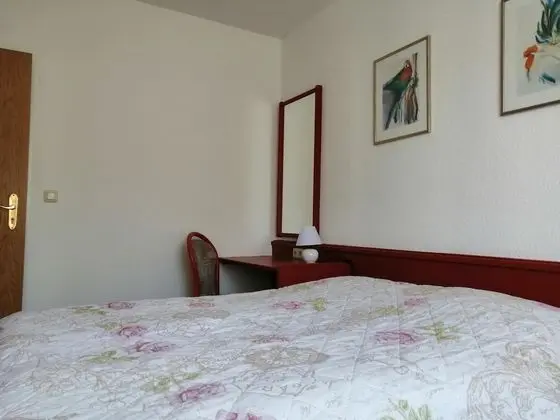 Tek Büyük Yataklı Oda, Bahçe Manzaralı